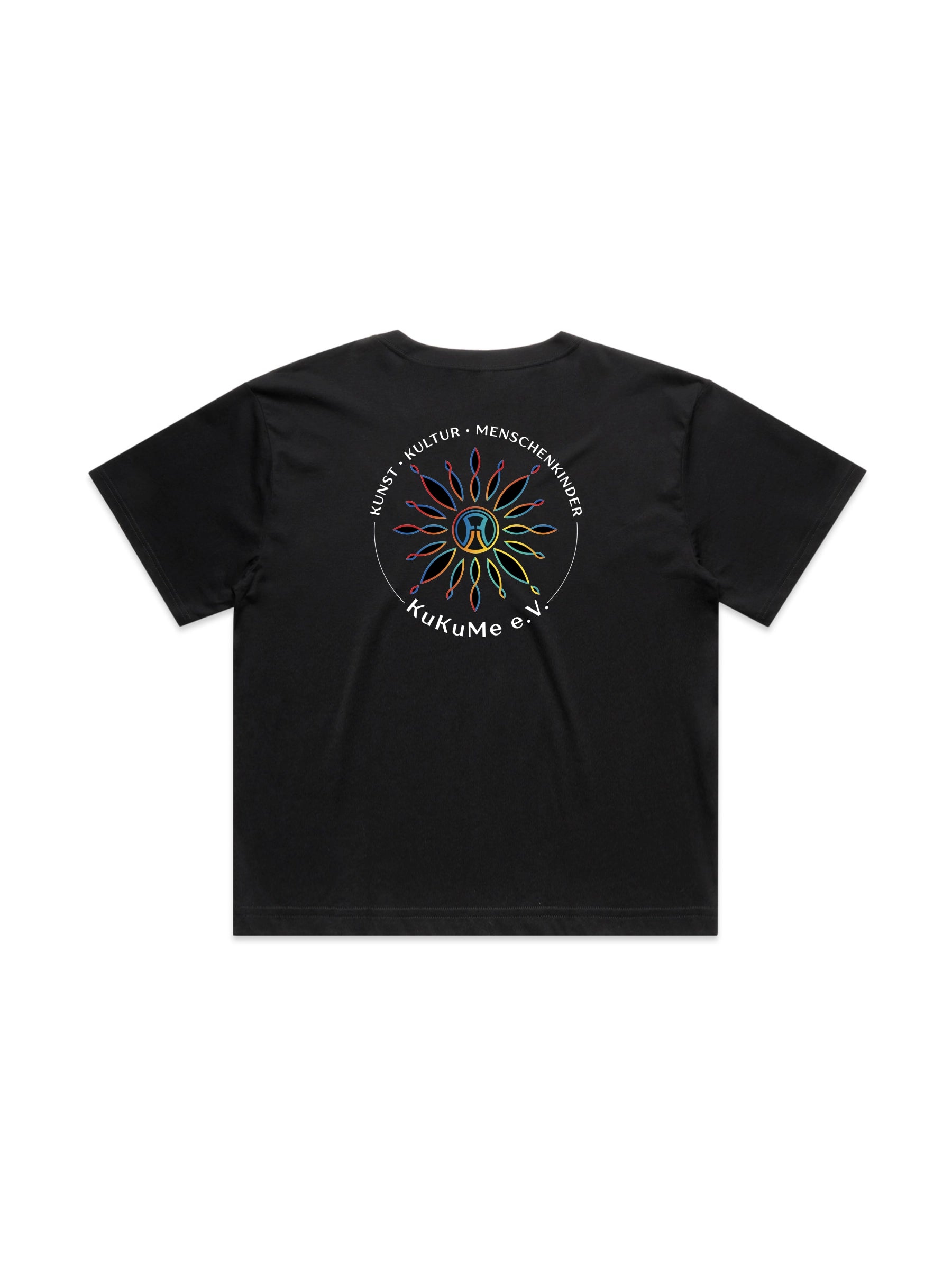 KuKuMe Woman Crop T-Shirt